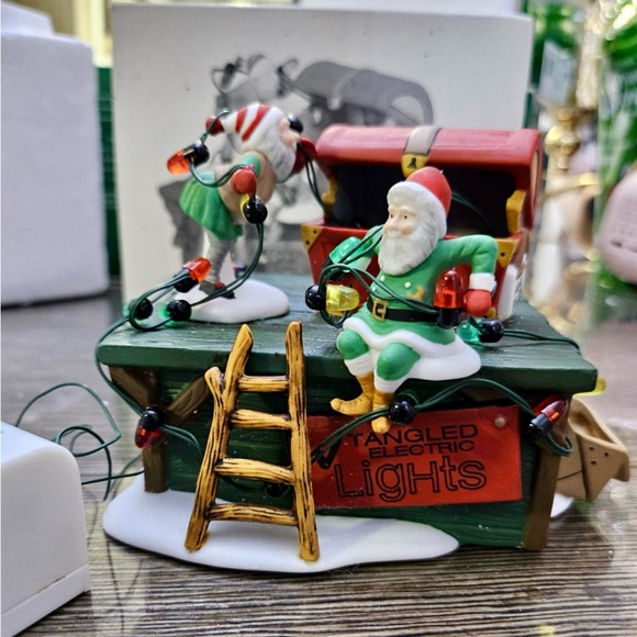 SOLD - Department 56 Untangle The Christmas Lights - Picture 4 of 8
